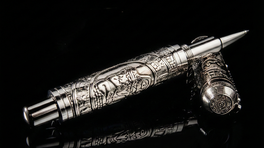 Pluma Maya Plata